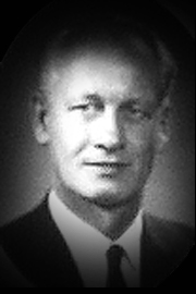 A headshot of Stanley Farquhar.