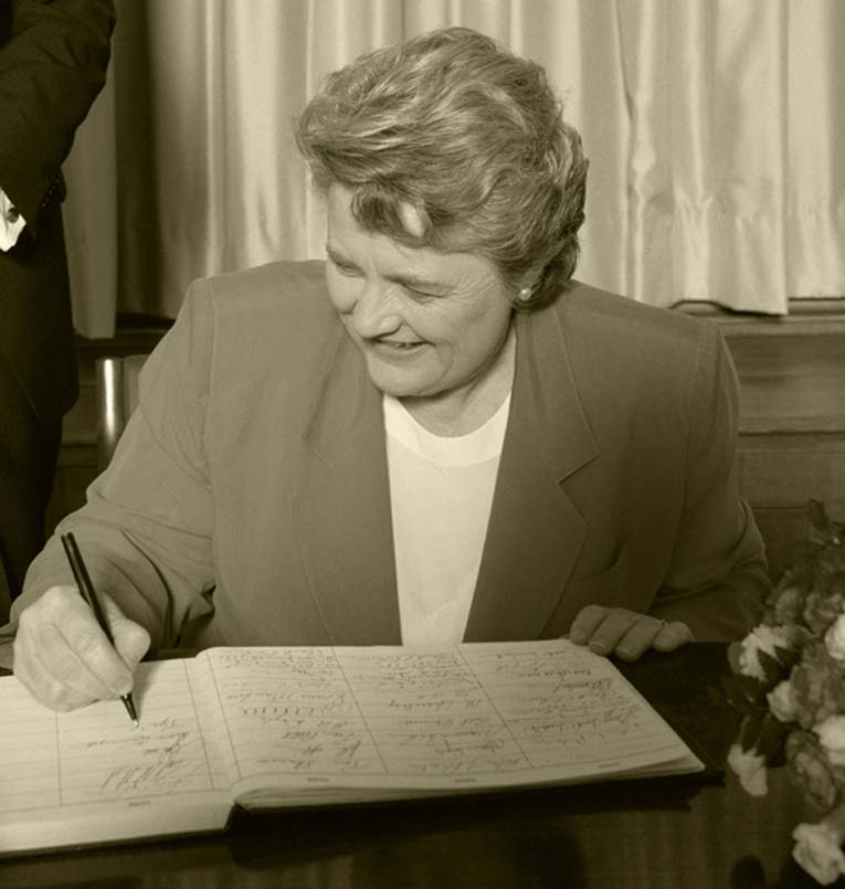 Lyn McLeod, députée de 1987 à 2003 Photo de Lyn McLeod, députée de 1987 à 2003